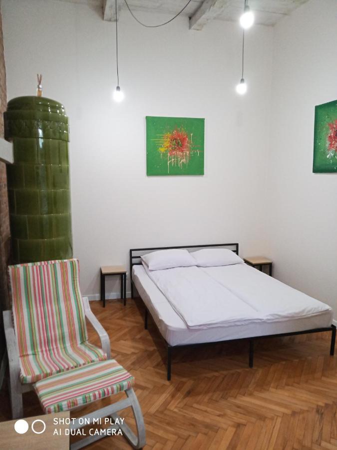 Gogol 14 Апартаменти В Історичному Центрі Міста Oezjhorod Buitenkant foto